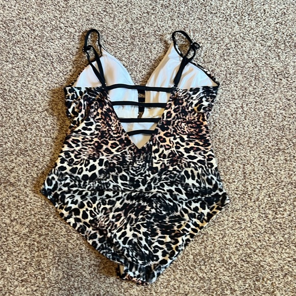 Women’s Leopard Swimsuit - Picture 2 of 4
